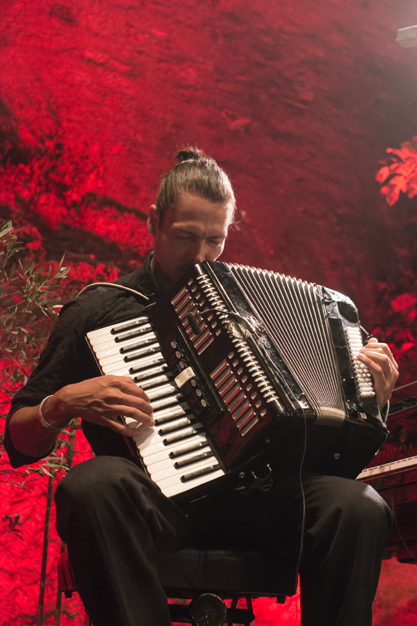 http://www.florianmaurer.fr/files/gimgs/15_florianmaurer17.jpg